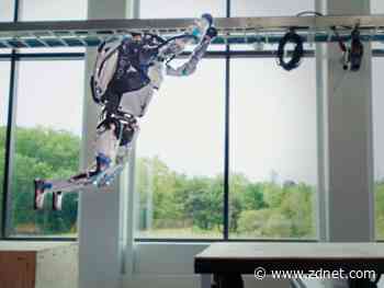 Boston Dynamics bipedal robots complete parkour obstacle course