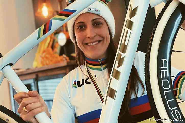 Wezel Sportief verleidt wereldkampioene veldrijden Lucinda Brand voor exclusief vrouwelijk dernyspektakel