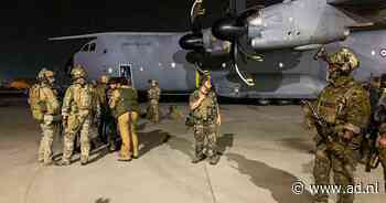 LIVE | Kaag: 'Doen er alles aan mensen terug te halen', Taliban: vrouwen moeten geen slachtoffer worden - AD.nl