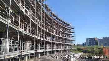 Modena, degrado nell'area di via Finzi: la risposta del sindaco: «Al Rotore una struttura privata con servizi per anziani» - La Gazzetta di Modena