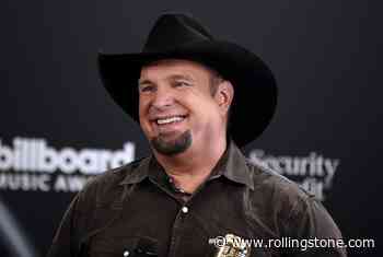Garth Brooks Cancels Remainder of 2021 Stadium Tour Due to Pandemic