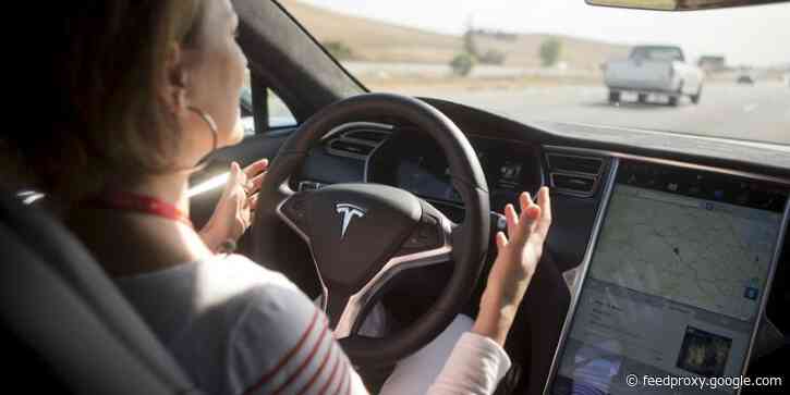 Two senators are calling on the FTC to investigate Tesla's 'deceptive and unfair' claims about Autopilot and Full Self-Driving software