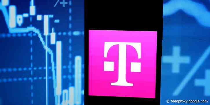 T-Mobile confirms that personal data of over 40 million customers was stolen by hackers