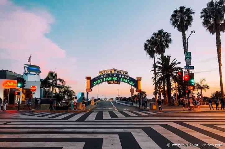 Los Angeles County Issues Mask Mandate for ‘Outdoor Mega Events’