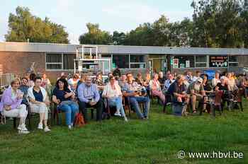 Film 'Les Barons' opent dorpscinema in Stal - Het Belang van Limburg