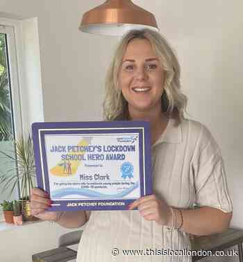 Teacher Eleana is awarded for being a lockdown school hero