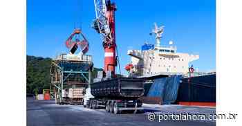 RECORDE: Porto de Imbituba recebe carga com 69,3 mil toneladas de ureia, seu maior volume já operado desta carga em um único navio - Portal AHora