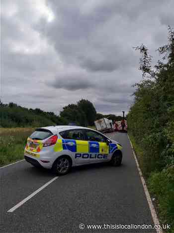 Lorry crashes into ditch causing police to shut whole road