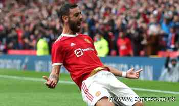 Bruno Fernandes would have made Man Utd teammate 'kick down the doors' after Leeds win - Daily Express