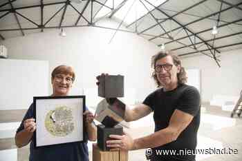 Metaalkunstenaar Rik doet zus uit schaduw treden tijdens nieuwe expo