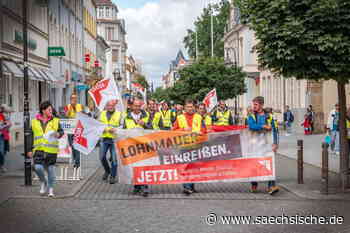 Riesa: Teigwaren-Protest zieht durch die Riesaer Innenstadt - Sächsische.de
