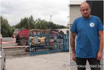 Protest tegen verkoop parking in overstromingsgevoelig gebie... (Lebbeke) - Het Nieuwsblad