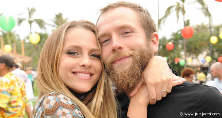 Teresa Palmer & Mark Webber Announce Birth of Fourth Child!