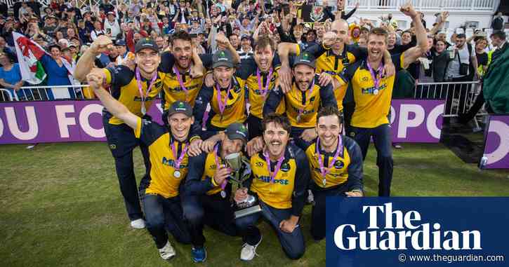 Underdogs Glamorgan win One-Day Cup, their first trophy in 17 years