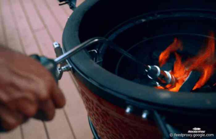 RocketFire superfast firestarter with patented Tri-Flame cone tip