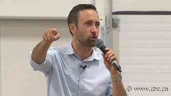 Independent MP, ousted by Tories over donation from white nationalist, leaves Ontario to run in Alberta