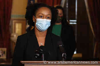 Chief medical executive recommends mask mandate for schools, state still allowing districts to decide - The Arab American News