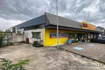 Inbrekers richten voor duizenden euro's schade aan bij Fruitmarkt Cools in Lommel - Het Nieuwsblad