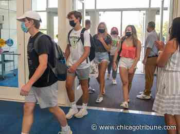 Mayor, new administrators greeted Lake Forest High School students for 'start of a normal school year' - Chicago Tribune