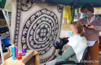 Kleuterjuf Elsje uit Kasterlee trekt nu ook met pop-up kapsalon naar slachtoffers van waterellende - Nnieuws.be