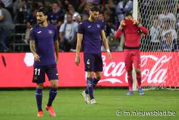 Anderlecht en Vitesse spelen gelijk na spectaculair slot: Verschaeren scoort late gelijkmaker, Refaelov mist de winning goal vanop de stip - Het Nieuwsblad