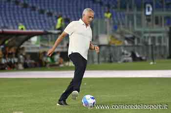Roma e Mourinho, polemica sul prato dell’Olimpico: “Giardinieri in vacanza?” - Corriere dello Sport