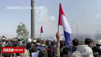 Afghanistan: Stun grenades used outside Kabul airport