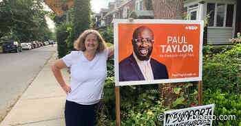 Two huge campaign signs mysteriously go missing in Toronto neighbourhood - blogTO