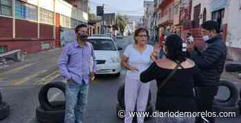 Otra vez bloquean en avenida Álvaro Obregón, de Cuernavaca, por falta de agua - Diario de Morelos