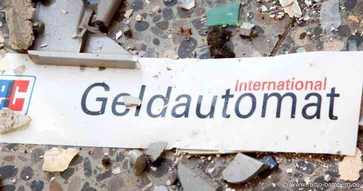Geldautomat gesprengt: Täter noch auf der Flucht