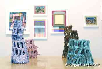 An Ode to California Architecture in Paint, Pencil, and Ceramics - Hyperallergic