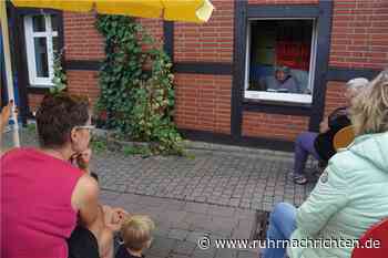 Am Bolzplatz, Friedhof oder Fischstand: „Eine Gemeinde liest“ in Herbern startet - Ruhr Nachrichten