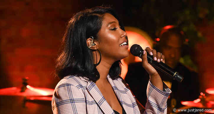 Chadwick Boseman Honored by Wife Simone at Stand Up to Cancer 2021