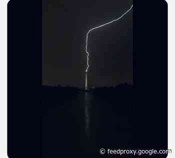 What Happens To The Washington Monument When It Gets Struck By Lightning?