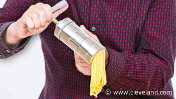 Design expert tests 5 pasta-making gadgets - cleveland.com