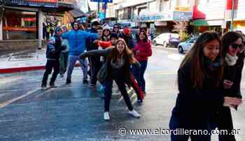 El Municipio manifestó en Buenos Aires su preocupación por la posibilidad de perder el segmento estudiantil - El Cordillerano