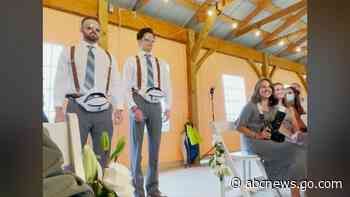 WATCH:  'Flower bros' steal the show with hilarious wedding entrance