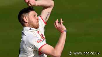 Jamie Porter: Essex seamer signs new contract until 2024