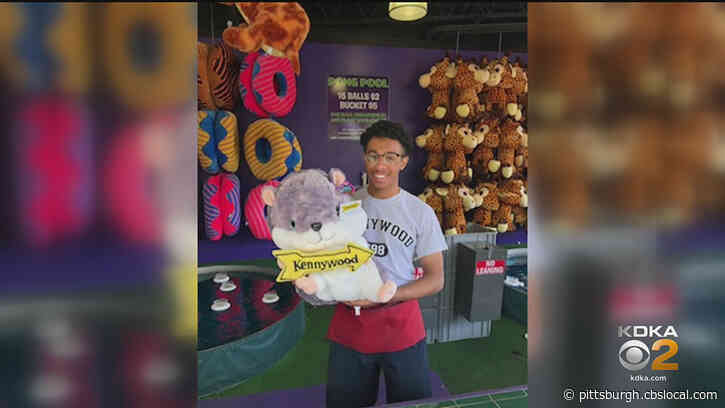 Kennywood Employee Helps Encourage Plum Elementary School Student