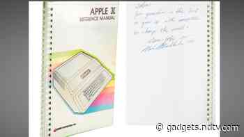 Steve Jobs’ Inscribed and Signed Apple II Manual From 1980 Auctioned for $787,484
