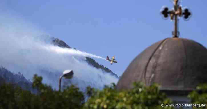 Erneut großer Brand in der Nähe von Athen