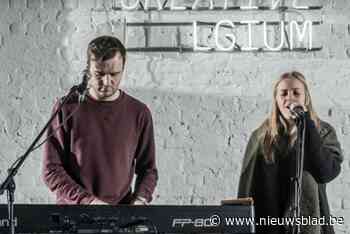 Edegems duo brengt live muziek in Lintse zomerbar