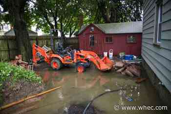 Henri treks slowly across Northeast, threatens inland floods