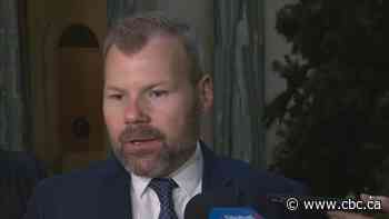 Sask. education minister defends lack of school mask mandate, despite medical concerns