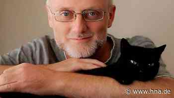 Wiedervereinigung in Neuenstein: Katze war an A7 entwischt - HNA.de