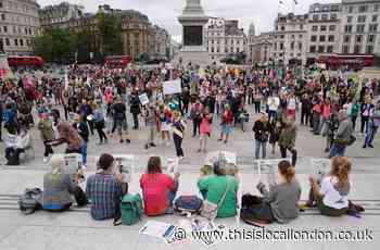 Extinction Rebellion climate activists arrested in London