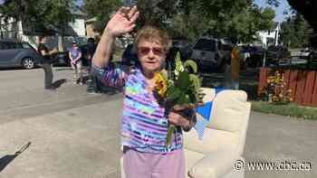 Famous 85-year-old who waves from the street corner gets her own thank you from Bridgeland community