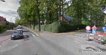 Racende wagens leiden naar dealers: twee arrestaties | Ekeren | hln.be - Het Laatste Nieuws