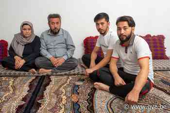 Familie Nazari terug in Ekeren, broer Zaki wacht op vlucht in Kaboel: “Onze dag kan niet meer stuk, maar nog bezorgd om opa” - Gazet van Antwerpen