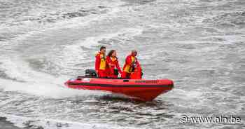 Strandredders halen vijf drenkelingen uit zee: drie jongeren ter controle naar ziekenhuis - Het Laatste Nieuws